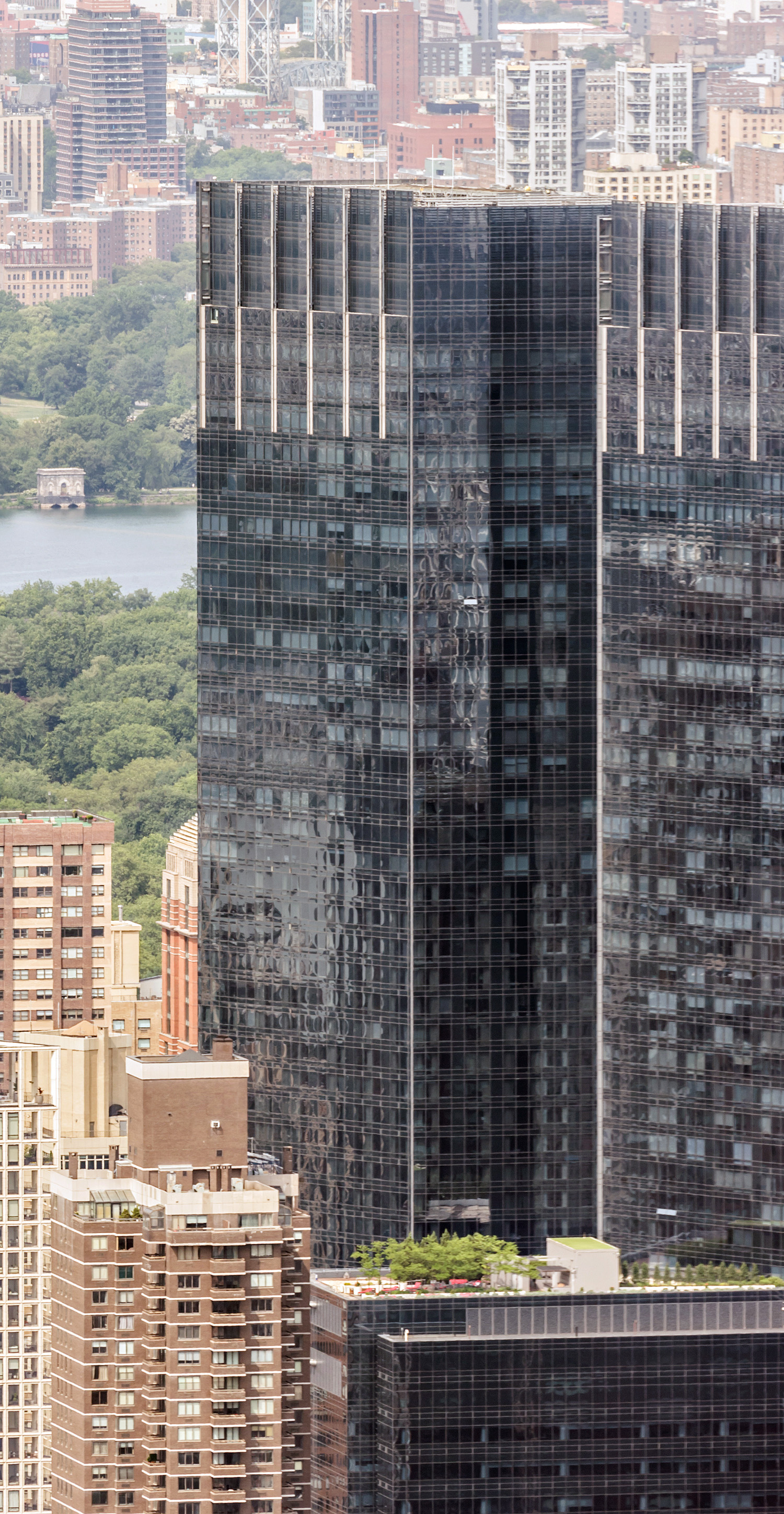 Deutsche Bank Center North Tower, New York City - View from The Edge. © Mathias Beinling